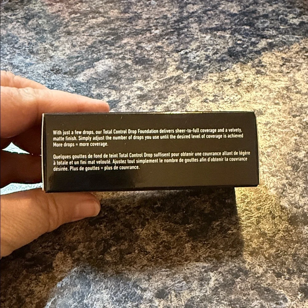 NYX Total Control Drop Foundation Buff